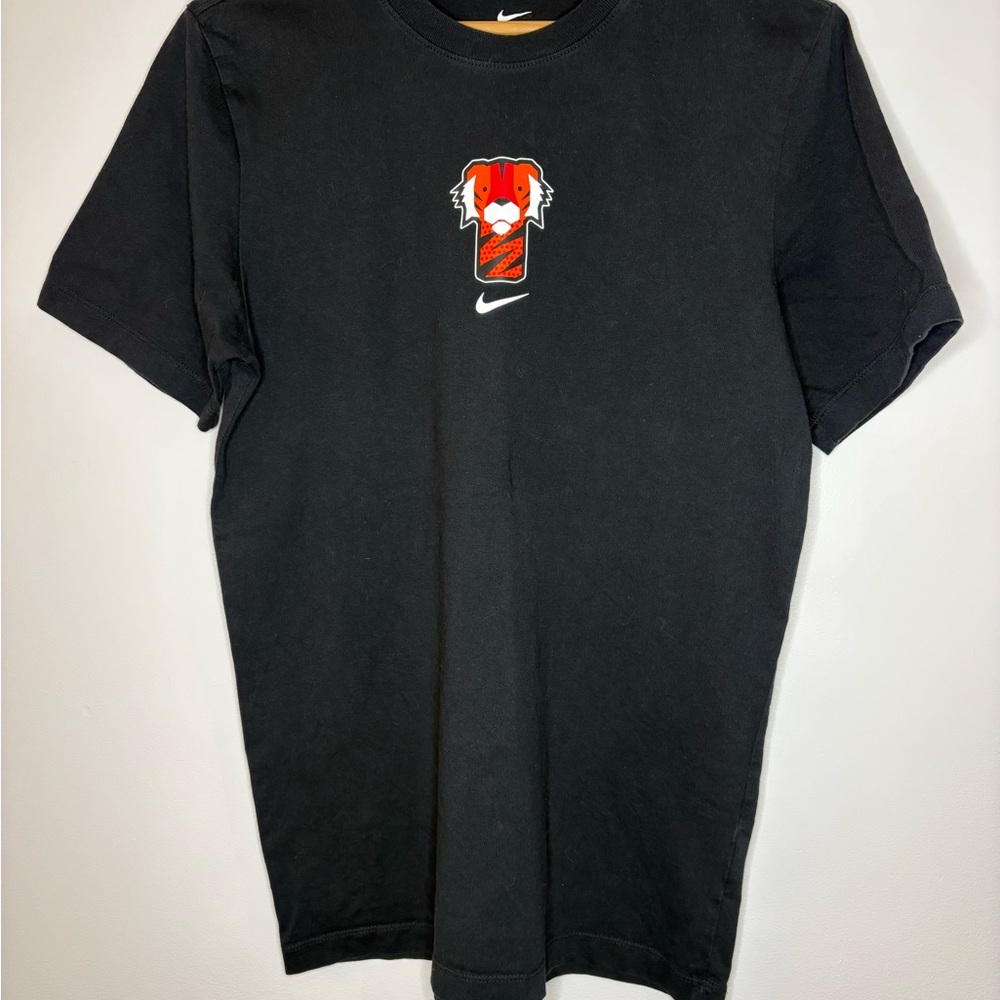 Nike Tiger Woods, TW Frank Graphic Tee size Small